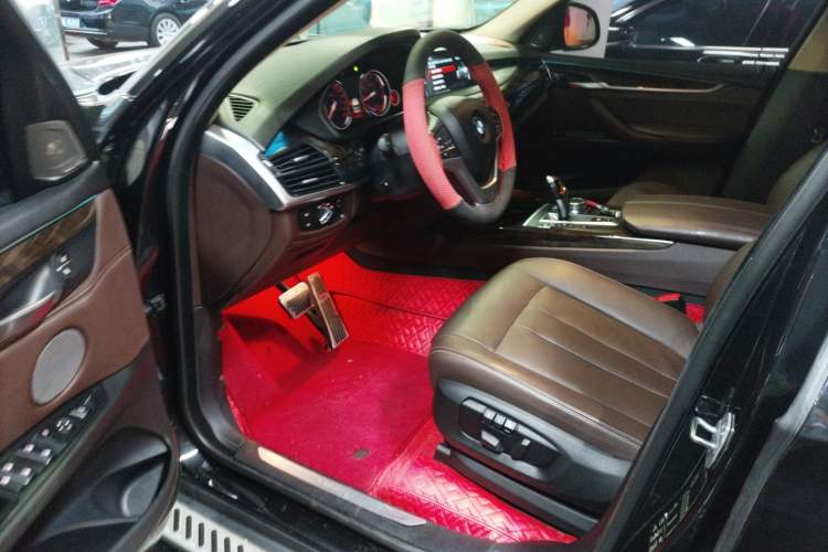 Used BMW X5 2018 xDrive28i
