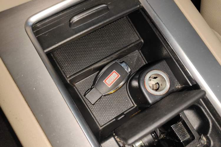 Used Mercedes-Benz GLK-Class 2015 GLK 260 4MATIC Dynamic Edition Ultimate Version
