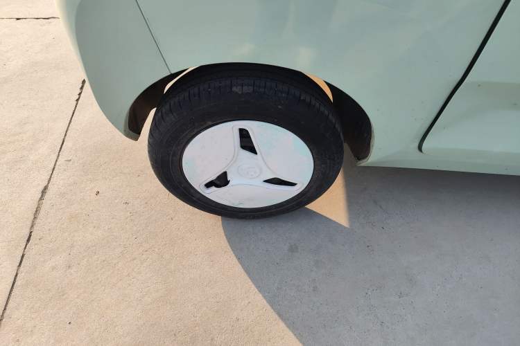 Used Wuling Hongguang MINIEV 2021 Macaron Premium Model – Lithium Iron Phosphate
