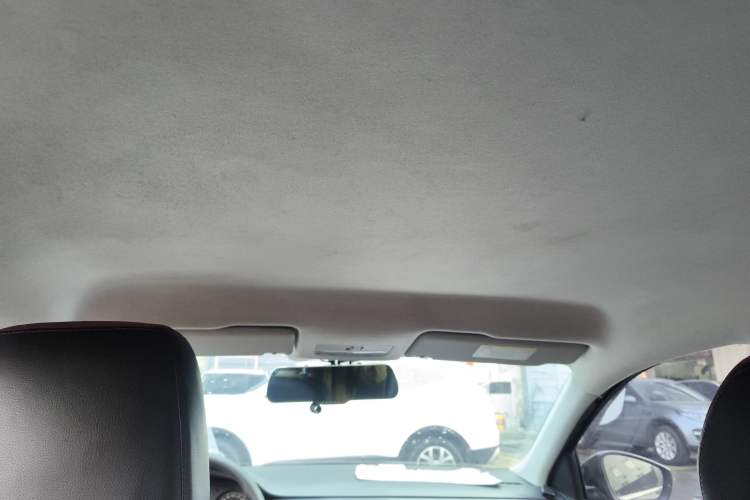 Used Volkswagen Santana 2016 1.6L Manual Fashion Edition
