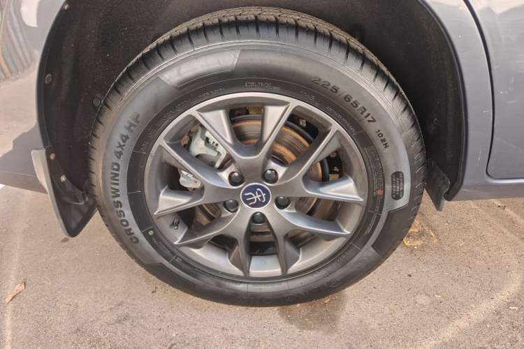 Used BYD Song 2021 Classic Edition 1.5T Automatic Elite Model
