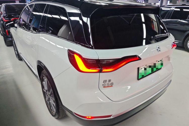 Used Nio ES8 2020 415 km Range 6-Seater Version
