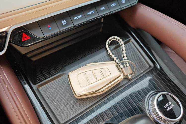 Used Geely Auto Monjaro L 2021 2.0TD DCT EVO Two-Wheel Drive Smart Luxury Version
