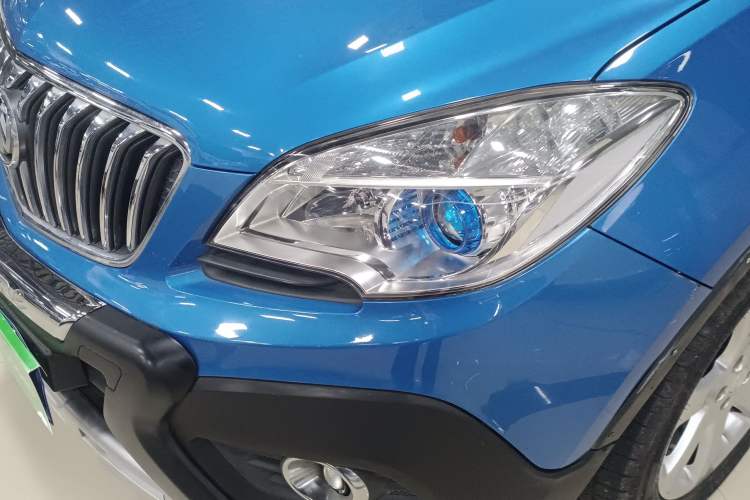 Used Buick Encore 2015 1.4T Automatic Two-Wheel Drive Urban Elite Version
