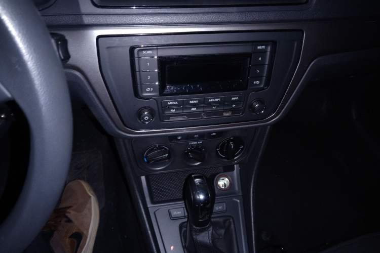 Used Volkswagen Lavida 2019 Lavida Start 1.5L Automatic Trendy Version China VI Standard