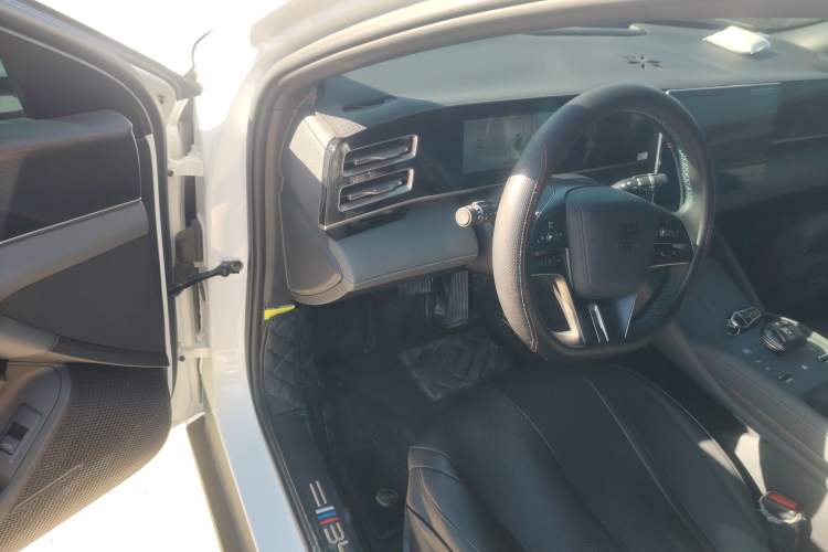 Used BYD Qin L 2024 DM-i 80KM Beyond Model
