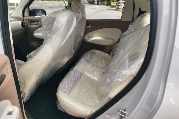 Used Wuling Hongguang MINIEV 2025 Four-Door Version Advanced Edition
