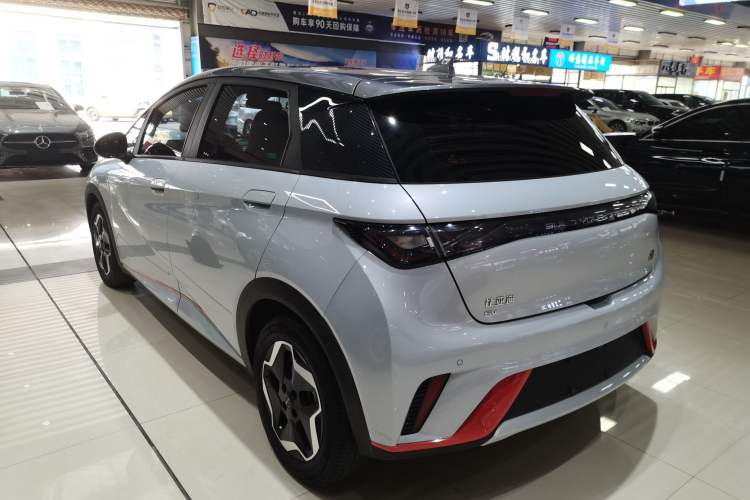 Used BYD Dolphin 2021 405 km Fashion Edition
