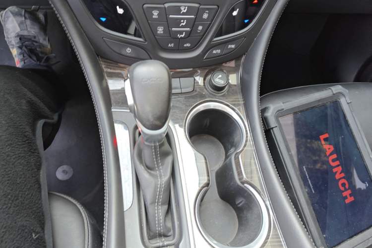 Used Buick Envision 2018 20T Two-Wheel-Drive Elite Model
