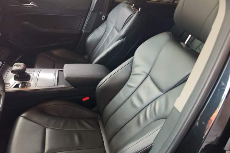 Used Hongqi H5 2020 1.5T DCT Flagship Edition
