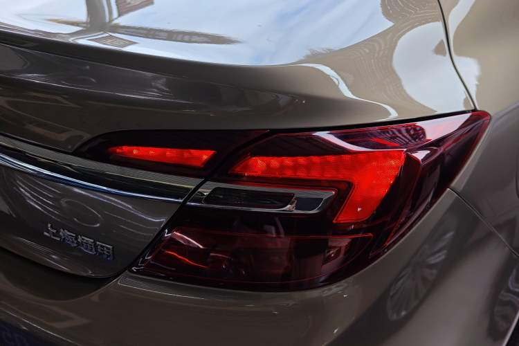 Used Buick Regal 2015 2.0L Elite Fashion Edition
