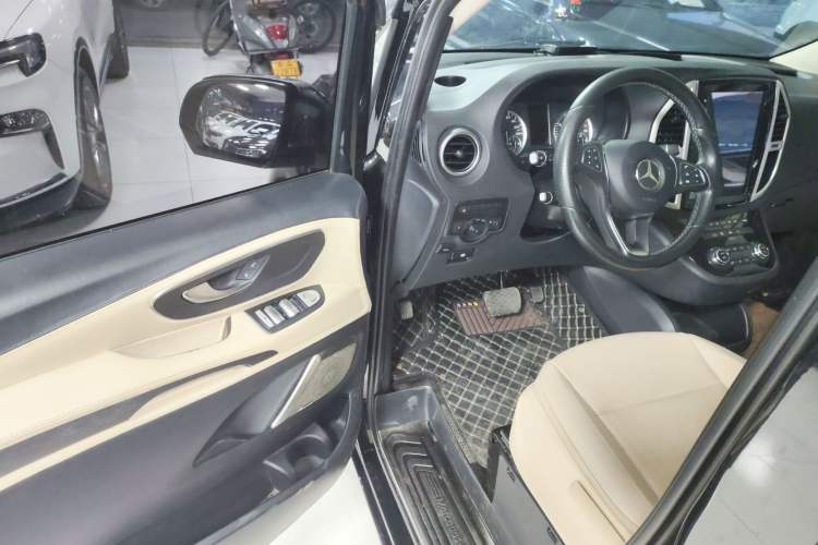 Used Mercedes-Benz Vito 2016 2.0T Business Edition