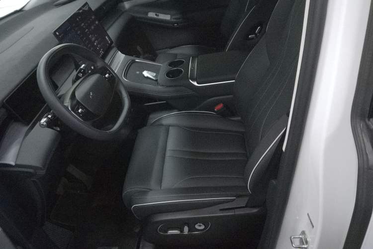 Used XPeng X9 2024 610 Long-Range Pro