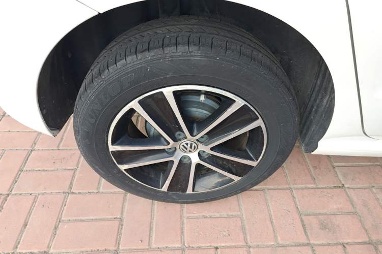 Used Volkswagen Polo 2014 1.6L Automatic Comfort Edition