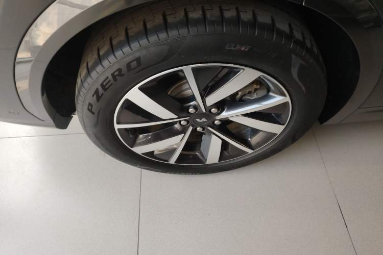 Used Li Auto L7 2023 Pro Model
