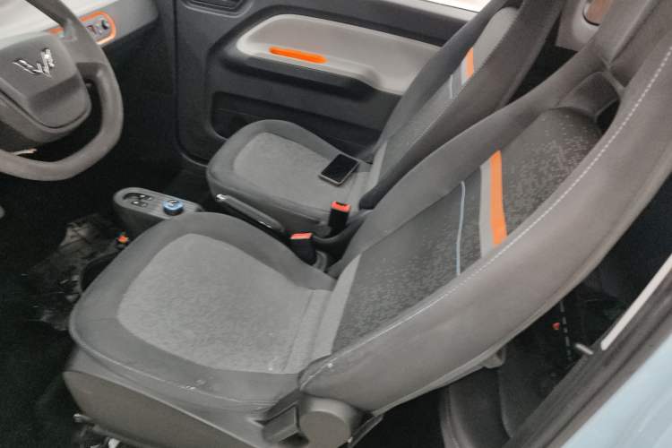 Used Wuling Hongguang MINIEV 2021 Macaron Premium Model – Lithium Iron Phosphate
