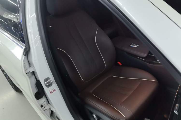 Used BMW 5 Series 2021 525Li M Sport Package
