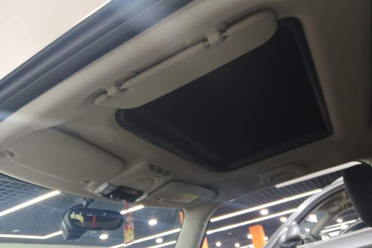 Used  MINI 2016 1.2T ONE Pioneer Edition
