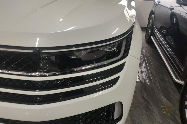 Used Volkswagen Talagon 2023 380TSI All-Wheel Drive R-Line Journey Edition
