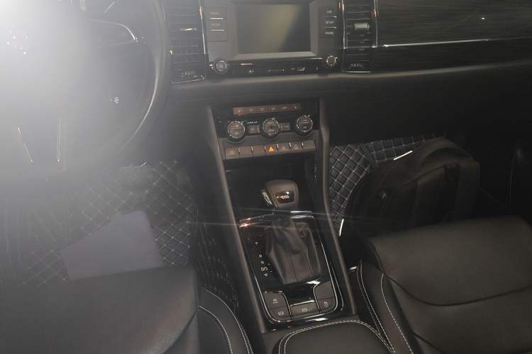 Used Skoda Kodiaq 2017 TSI330 7-Seater Two-Wheel-Drive Luxury Edition
