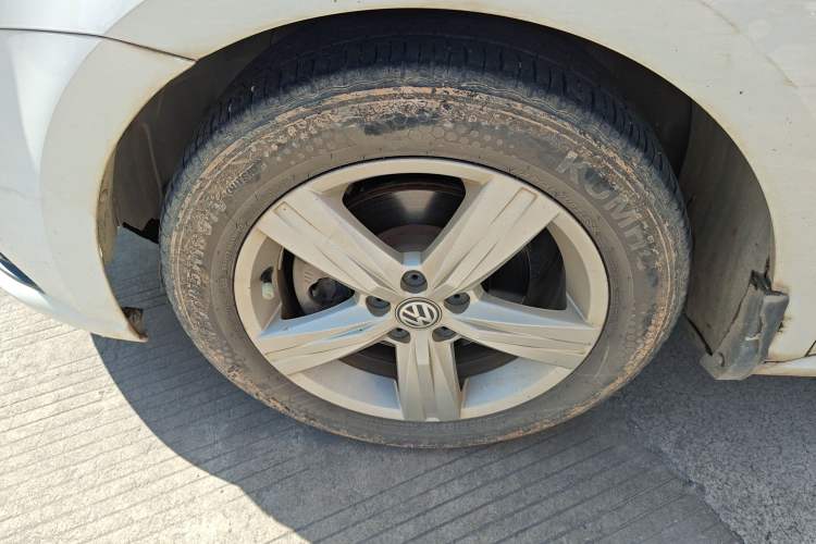 Used Volkswagen Lavida 2018 Classic 1.5L Automatic Fashion Edition China VI Standard
