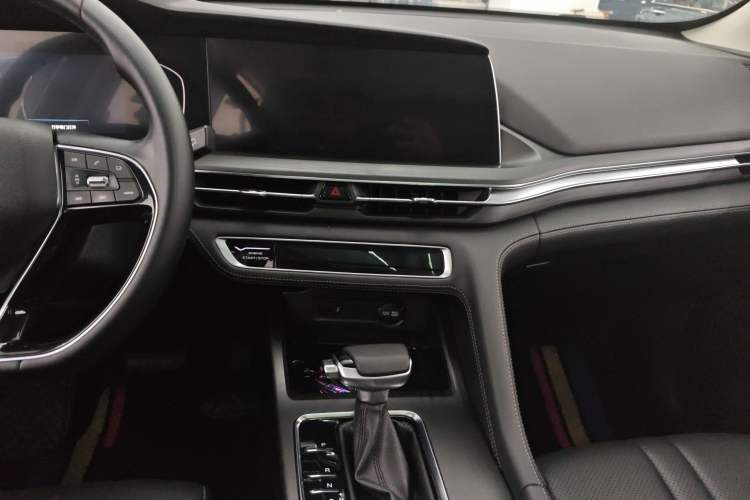 Used Changan CS75 PLUS 2020 1.5T Automatic Luxury Version
