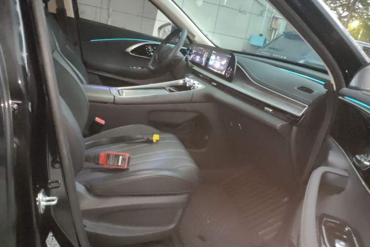 Used  Lingyun 2024 400T Two-Wheel-Drive King Edition
