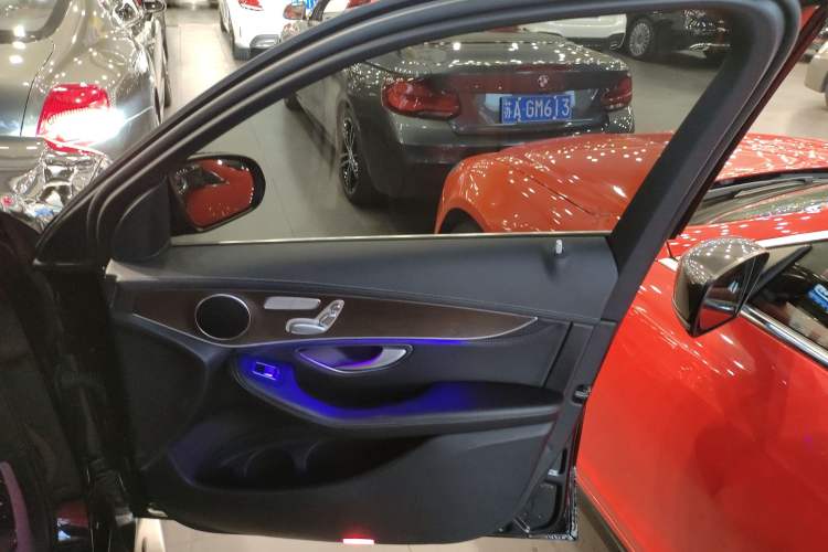 Used Mercedes-Benz GLC 2020 GLC 260 L 4MATIC Luxury Model
