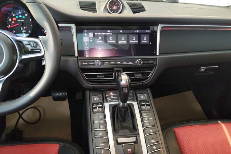 Used Porsche Macan 2018 Macan 2.0T