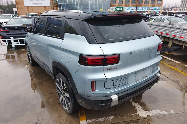 Used Geely Auto icon 2023 1.5TD Chocolate Smoothie Edition
