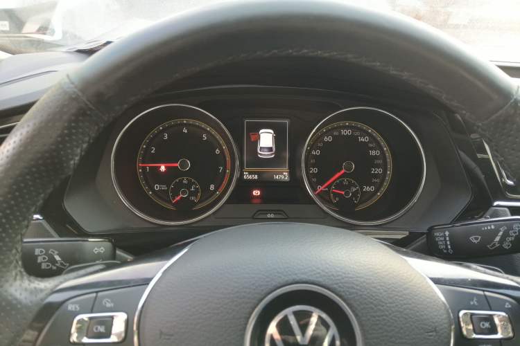 Used Volkswagen Tiguan L 2021 330TSI Automatic Two-Wheel Drive Smart Edition
