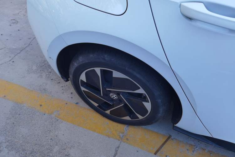 Used Volkswagen ID.3 2025 Smart Edition Outstanding Model
