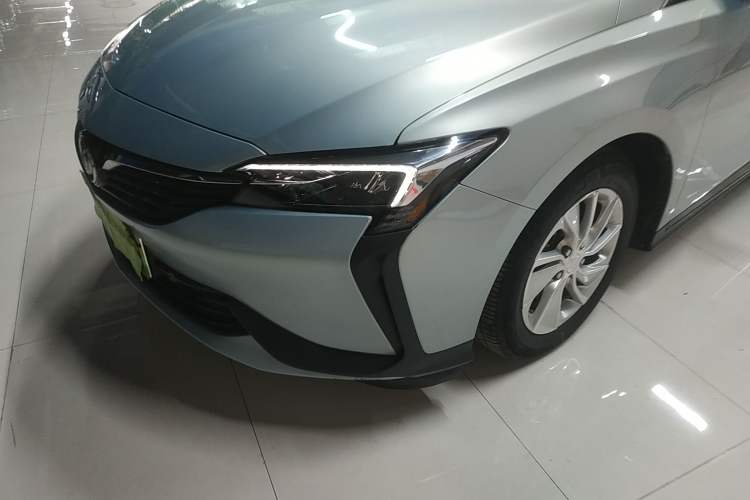 Used Buick Velite 6 2022 Plug-in Hybrid Connected Fashion Model
