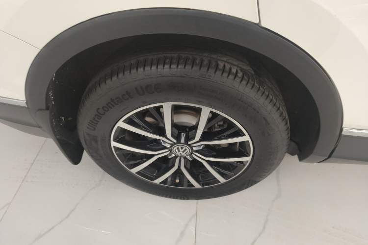 Used Volkswagen Tiguan L 2018 330TSI Automatic Two-Wheel Drive Luxury Edition
