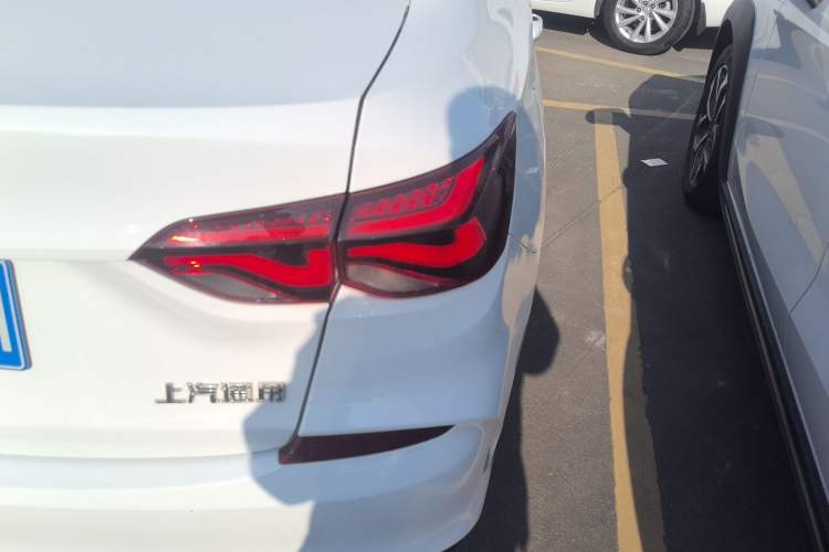 Used Chevrolet Monza 2022 320 Automatic Enjoyment Sunroof Version
