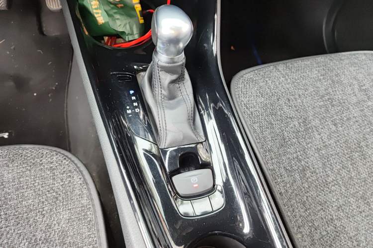 Used Toyota C-HR 2018 2.0L Leading Edition China VI