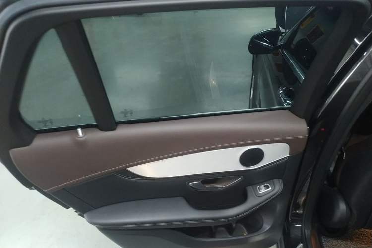 Used Mercedes-Benz GLC 2020 GLC 260 L 4MATIC Dynamic Model
