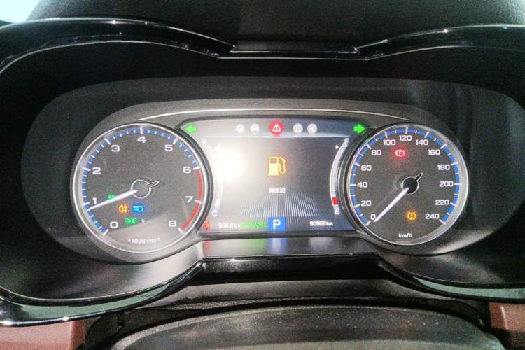 Used GAC Trumpchi GS8 2017 320T Two-Wheel Drive Luxury Smart Connectivity Version (7 Seats)
