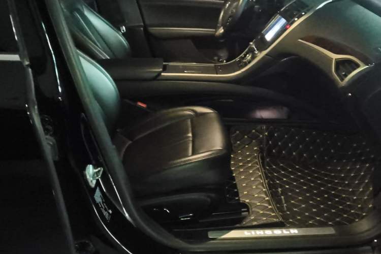 Used Lincoln MKZ 2020 2.0T Deluxe Edition