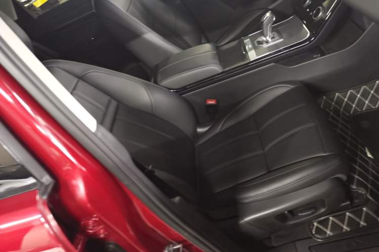 Used Land Rover Range Rover Evoque 2020 249 PS Youth Edition