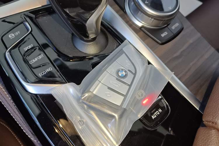 Used BMW 5 Series 2022 Restyled 530Li Leading Edition M Sport Package
