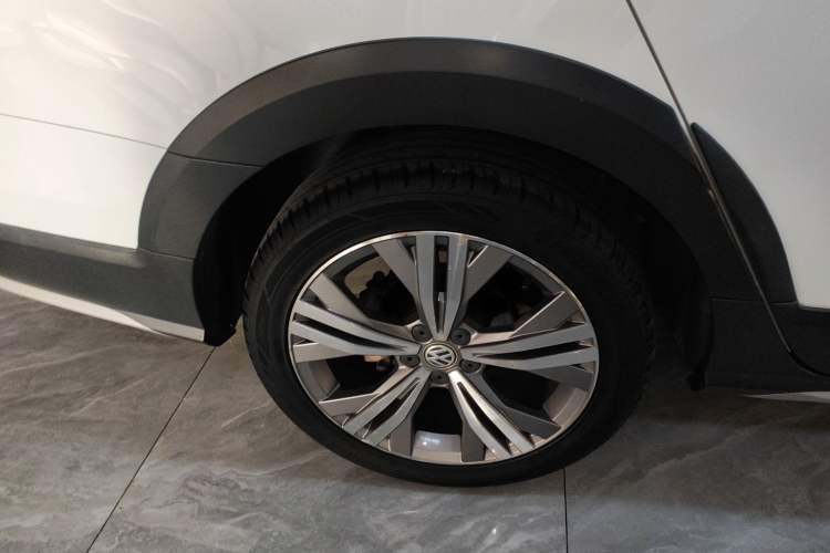 Used Volkswagen C-TREK 2018 230TSI DSG Luxury Model
