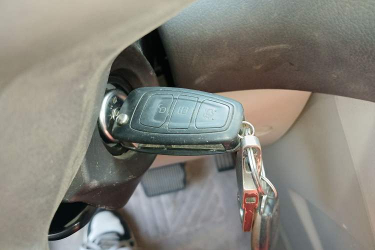 Used Ford Focus 2012 Sedan 1.6L Automatic Comfort Model
