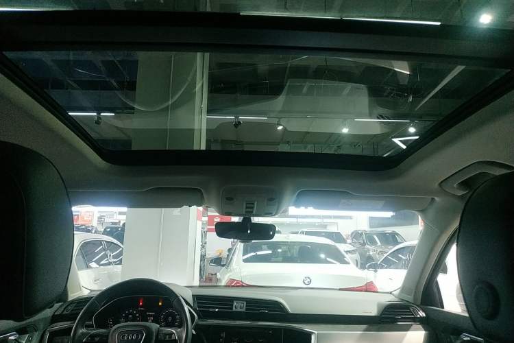 Used Audi Q3 2021 35 TFSI Fashion Dynamic Model
