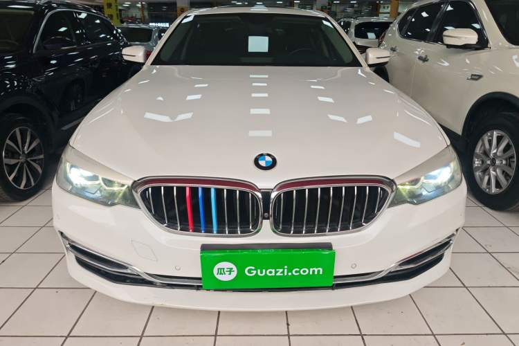 Used BMW 5 Series 2019 Facelifted 530Li Leading Edition Luxury Package

