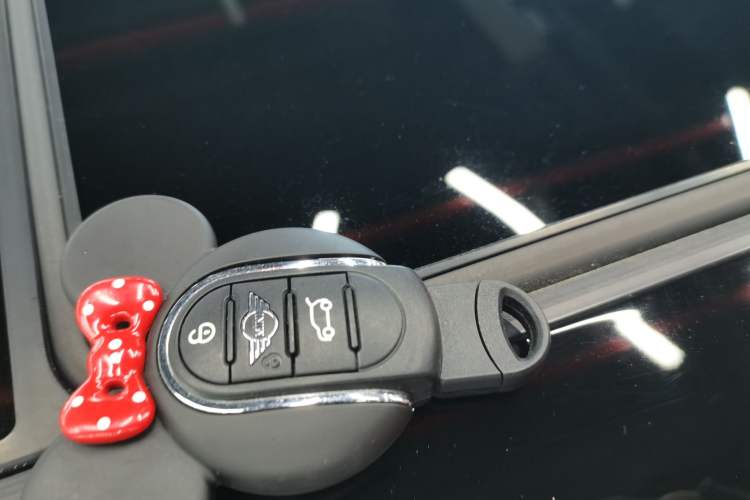 Used  MINI 2022 Updated 1.5T COOPER Classic Edition