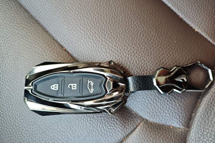 Used FORTHING Joyear X5 2017 Jingxiang Series 1.5T CVT Luxury Model
