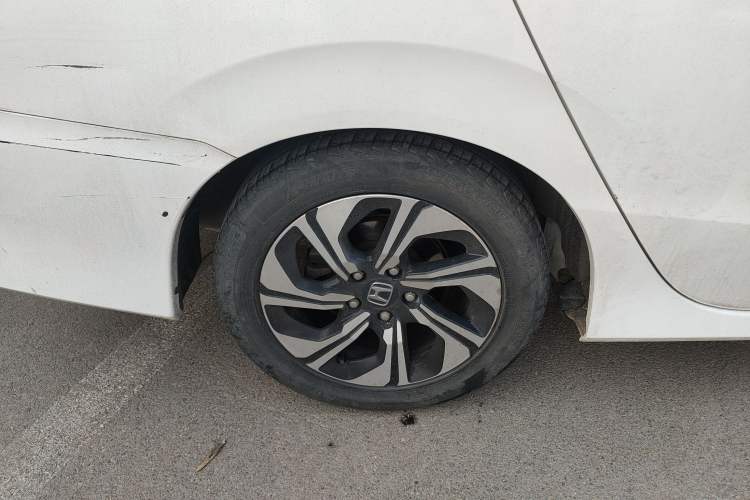 Used Honda Crider 2016 1.8L CVT Luxury Edition
