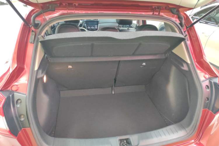 Used Nissan Tiida 2019 1.6L CVT Smart Drive Version China VI Standard