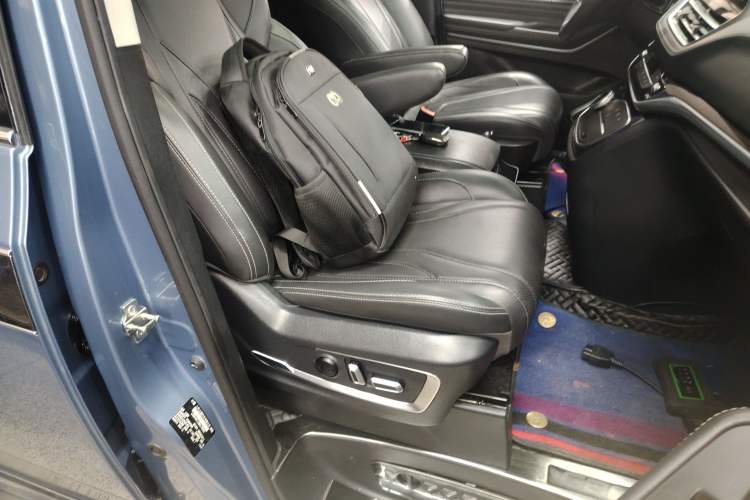 Used SAIC MAXUS G20 2021 Facelifted PLUS 2.0T Diesel Automatic Luxury Edition
